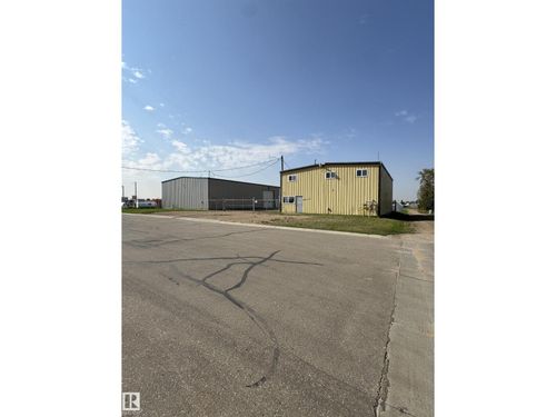 4840 52nd St, Legal, AB, T0G1L0 | Card Image