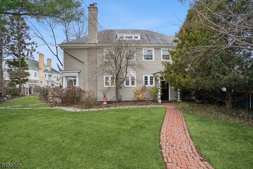 944 Madison Ave, Plainfield, NJ, 07060-2337 | Card Image