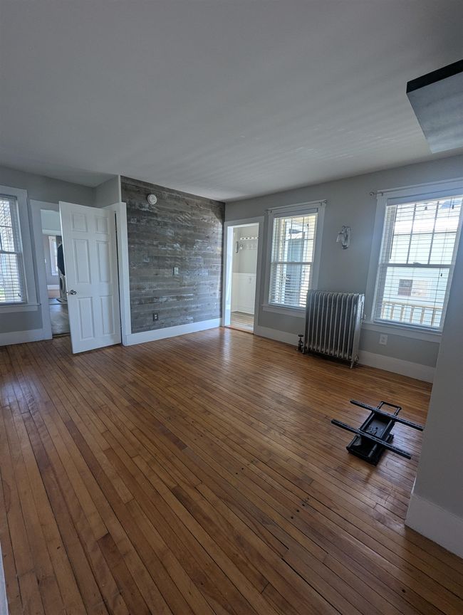 13 Hill St, Home with 2 bedrooms, 1 bathrooms and null parking in Dover NH | Image 33
