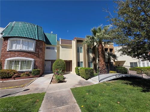 3412 Townhouse Dr, Las Vegas, NV, 89121-3418 | Card Image