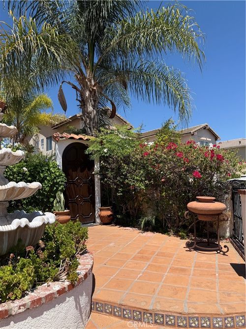 735 Rembrandt Cir, Corona, CA, 92882-8511 | Card Image