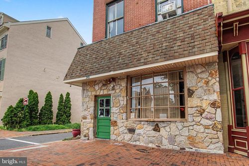 345 High St, Burlington, NJ, 08016-4441 | Card Image