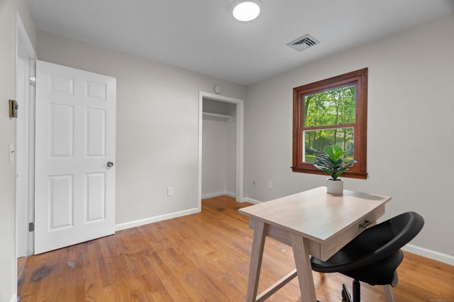 Bedroom #3 | Image 17