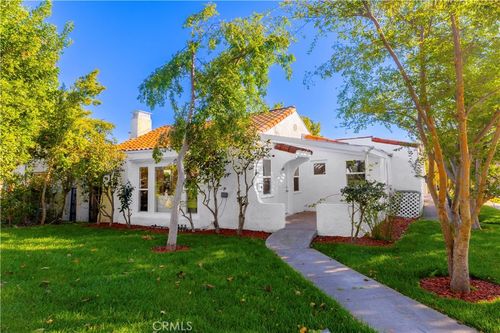 1028 Olmsted Dr, Glendale, CA, 91202-1460 | Card Image