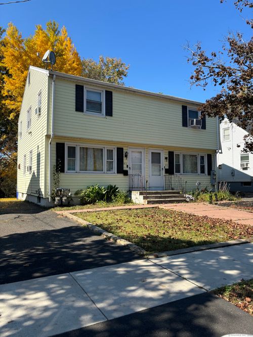 103-103 Hillcrest Ave, West Hartford, CT, 06110-2211 | Card Image