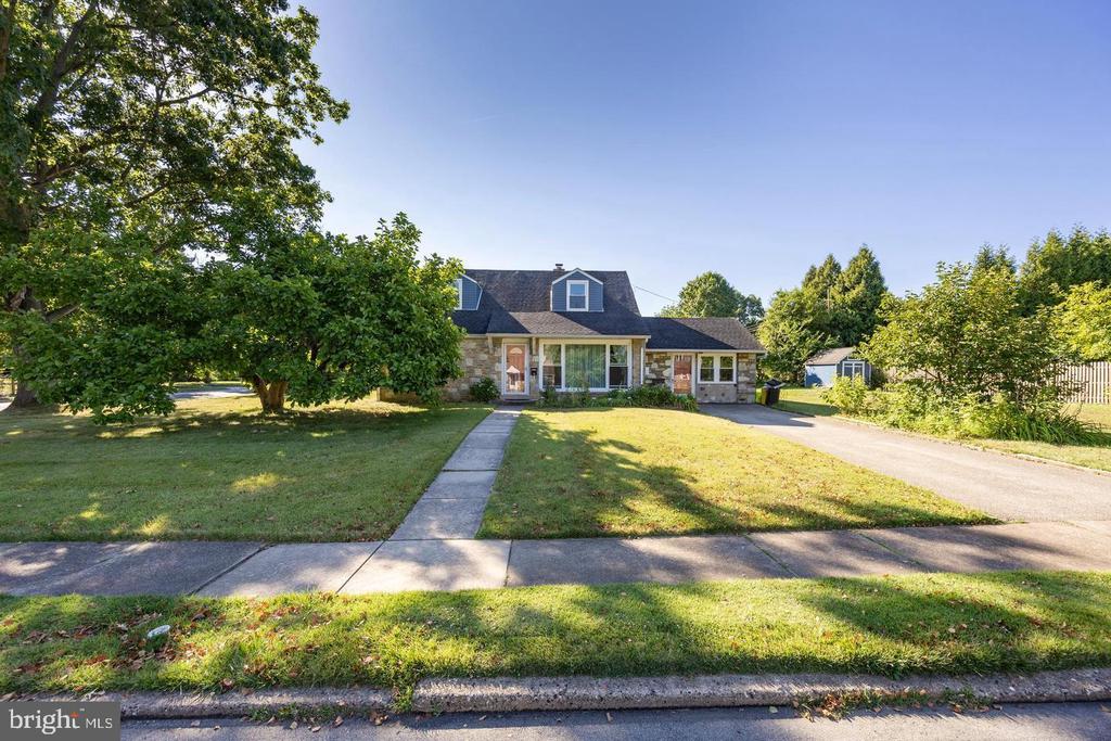 Norfolk Rd, Flourtown, PA 19031