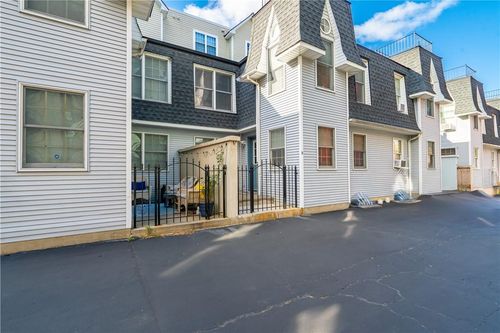 apt-d-261 Main St, Nyack, NY, 10960-2493 | Card Image