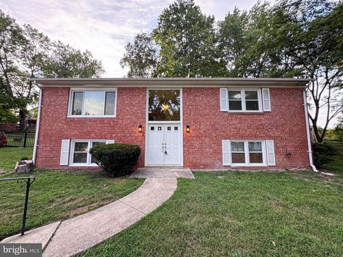 7704 Fanwood Ct, DISTRICT HEIGHTS, MD, 20747-1712 | Card Image