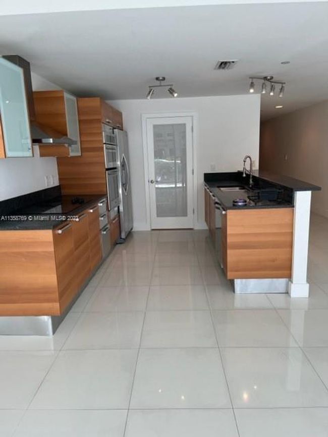 128 - 2950 Ne 188th St, Condo with 1 bedrooms, 1 bathrooms and null parking in Aventura FL | Image 39