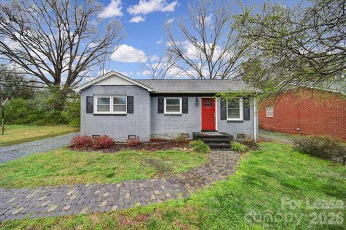 424 Main St, Matthews, NC, 28105-5650 | Card Image