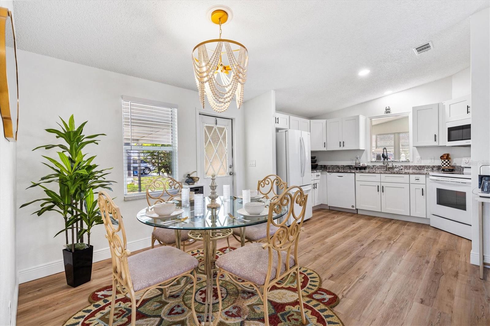 Residential in LADY LAKE 4