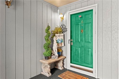 6-4007 S Crysler Ave, Independence, MO, 64055-4477 | Card Image