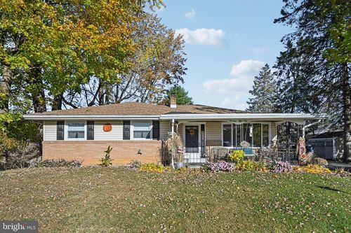 1459 Leicester Pl, ALLENTOWN, PA, 18104-2224 | Card Image