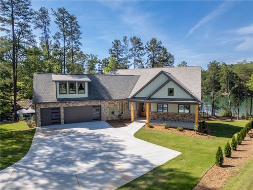 713 Bay Harbor Ln, Seneca, SC, 29672-0585 | Card Image