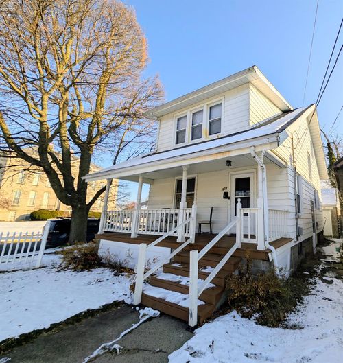 1002 Sycamore Line, Sandusky, OH, 44870-4031 | Card Image