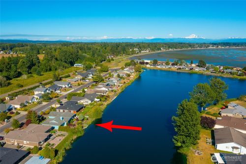 5409 Salish Rd, Blaine, WA, 98230-9352 | Card Image