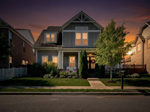 332 Azalea Cir, Hendersonville, TN, 37075-1553 | Card Image