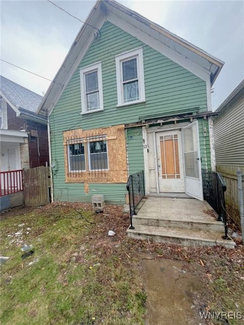17 California St, Buffalo, NY, 14213-1747 | Card Image