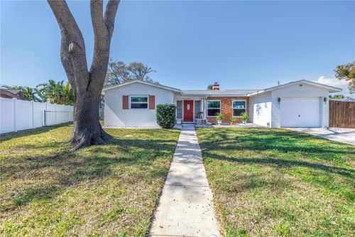 5881 31st Avenue N, ST PETERSBURG, FL, 33710 | Card Image