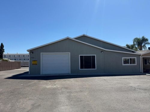 1412 Paradise Ln, Los Banos, CA, 93635-4503 | Card Image