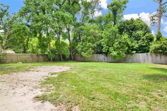 913 Bartow Ave, House other with 4 bedrooms, 2 bathrooms and null parking in PENSACOLA FL | Image 14
