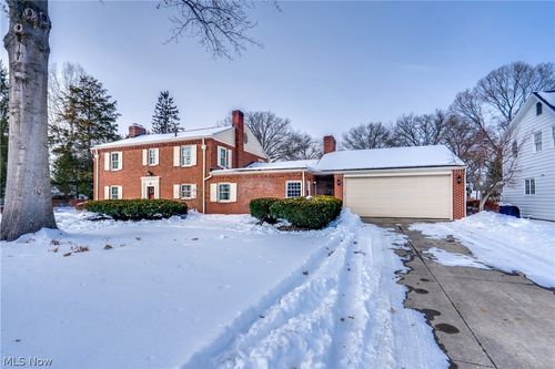 201 E 12th St, Dover, OH, 44622-1103 | Card Image