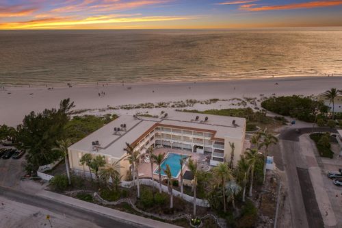 apt-104-4200 Gulf Dr, HOLMES BEACH, FL, 34217-1974 | Card Image