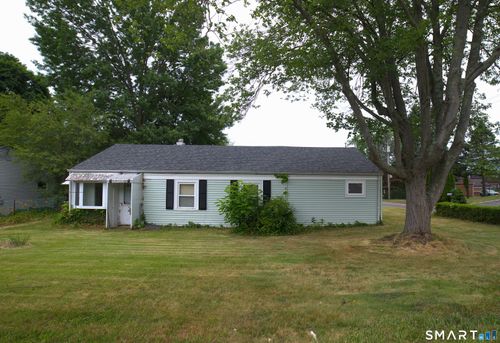61 Circle Dr, Wallingford, CT, 06492-1701 | Card Image