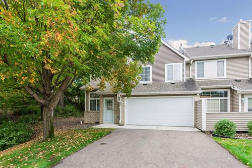 18185 Warbler Ln, Eden Prairie, MN, 55346-2148 | Card Image