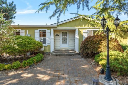 118 Quary Ln, Winlock, WA, 98596-9784 | Card Image