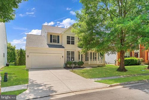 8309 Double Eagle St, GAINESVILLE, VA, 20155-3860 | Card Image