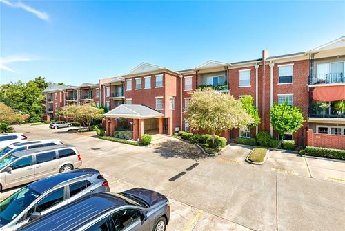218-801 Rue Burgundy, Metairie, LA, 70005 | Card Image
