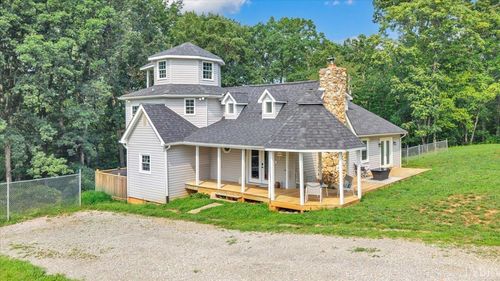 2154 Diamond Hill Rd, Moneta, VA, 24121-5444 | Card Image