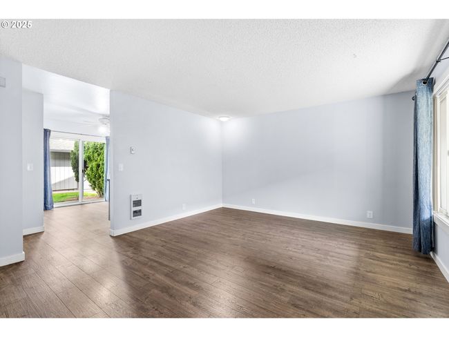 Family Room | Image 5