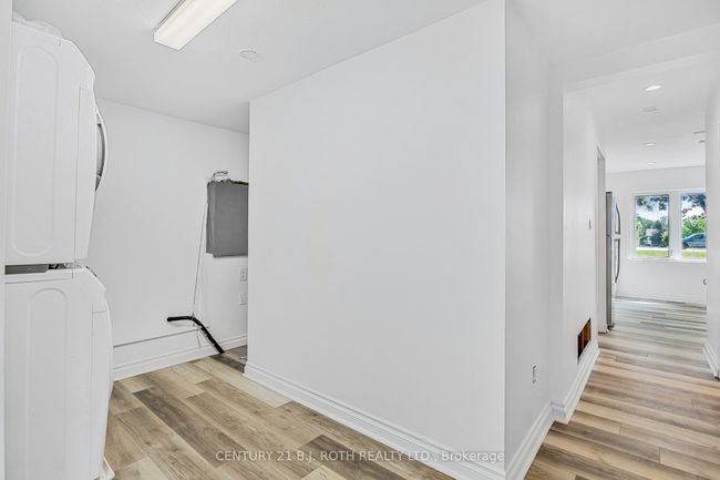 118 Wellington St W, House other with 2 bedrooms, 2 bathrooms and 8 parking in Barrie ON | Image 20