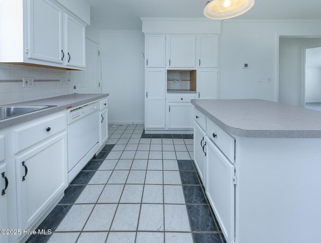 5707 Caratoke Hwy, House other with 3 bedrooms, 2 bathrooms and null parking in Poplar Branch NC | Image 34