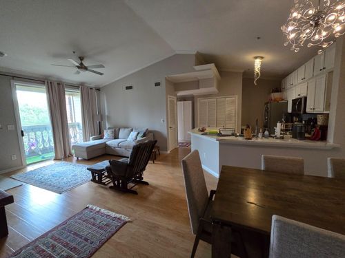 b315-2111 Welch Street, Houston, TX, 77019 | Card Image