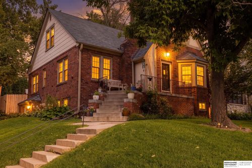 501 S 55 Street, Omaha, NE, 68106 | Card Image