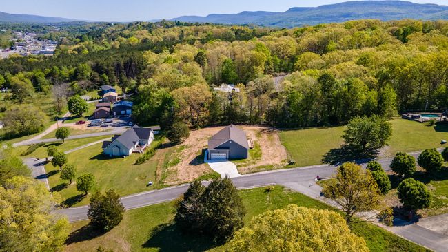83 Fox Run Dr, House other with 3 bedrooms, 2 bathrooms and 2 parking in Dunlap TN | Image 10