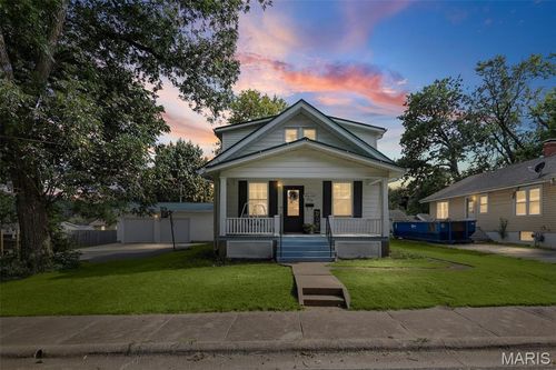 324 E South 2nd Street, Red Bud, IL, 62278 | Card Image
