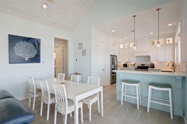 852 Lazy Ln, House other with 4 bedrooms, 3 bathrooms and 1 parking in Crystal Beach TX | Image 10