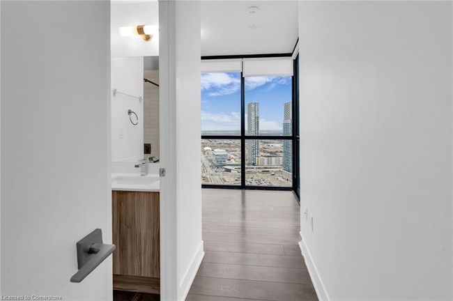 3207 - 2916 7 Highway, House attached with 2 bedrooms, 2 bathrooms and 1 parking in Vaughan ON | Image 22