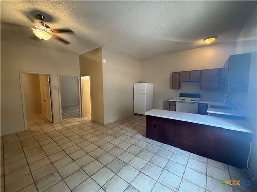 apt-6-1410 Marlton St, San Marcos, TX, 78666-2611 | Card Image