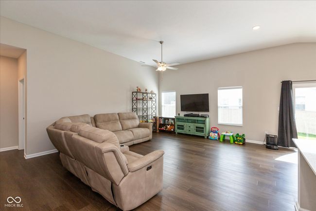 1483 Paper Birch Dr, House other with 3 bedrooms, 2 bathrooms and null parking in Sheridan IN | Image 4