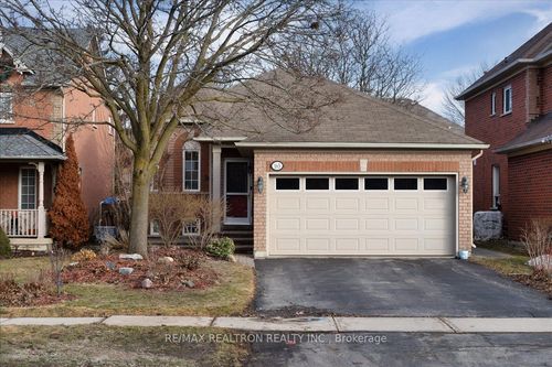 165 Clearmeadow Blvd, Newmarket, ON, L3X2E4 | Card Image