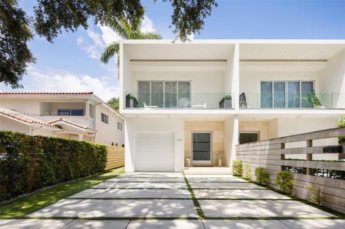 2916-2916 Catalina St, Coconut Grove, FL, 33133-3719 | Card Image
