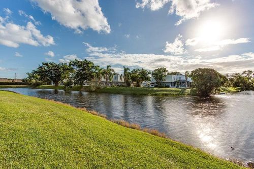 1608 Shaker Cir, Wellington, FL, 33414-5721 | Card Image