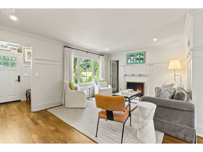 817 D Ave, House other with 3 bedrooms, 4 bathrooms and 2 parking in Lake Oswego OR | Image 16
