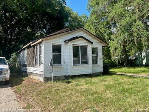 16891 Fenton St, Detroit, MI, 48219-3635 | Card Image