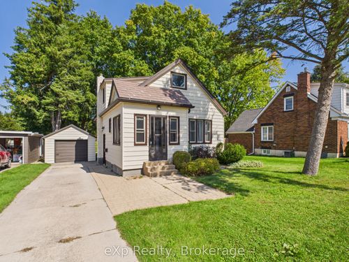 134 7th St, Hanover, ON, N4N1G4 | Card Image